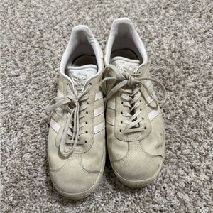 Adidas Women's Beige Sneakers